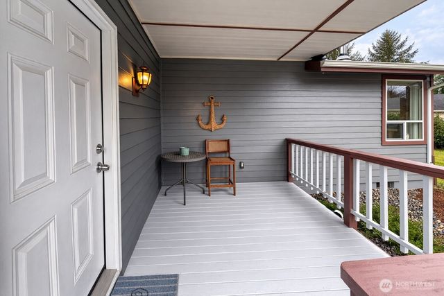 329 Sextans Avenue SW, Ocean Shores, WA 98569