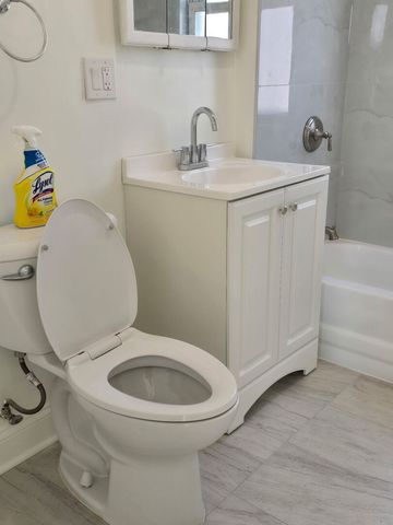 10758 S indiana Avenue 2, Chicago, IL 60628