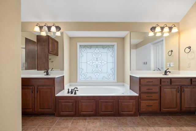 1515 S Natchez Road, Republic, MO 65738
