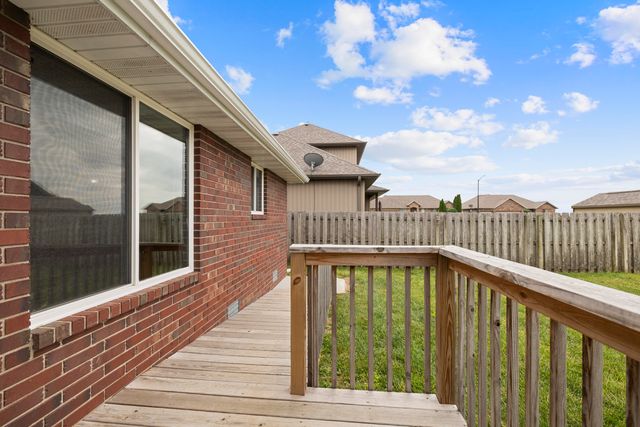 1515 S Natchez Road, Republic, MO 65738