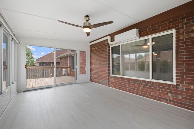 1515 S Natchez Road, Republic, MO 65738