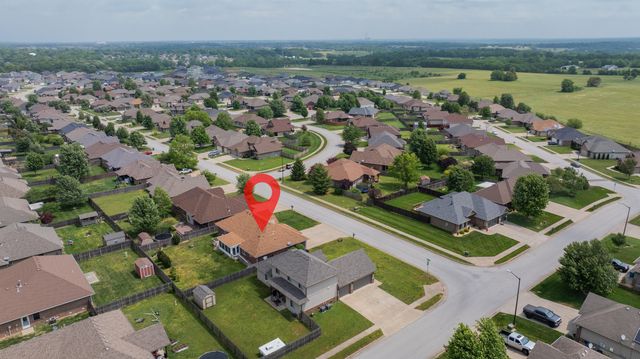 1515 S Natchez Road, Republic, MO 65738