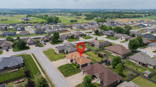 1515 S Natchez Road, Republic, MO 65738