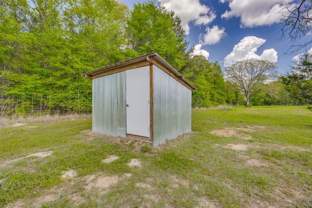 980 County Road 2619, Marietta, TX 75566