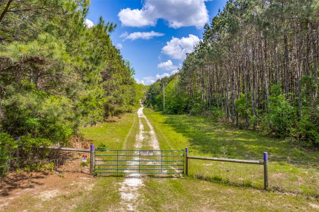 980 County Road 2619, Marietta, TX 75566