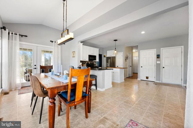 4 MCKEAN CIR, West Grove, PA 19390