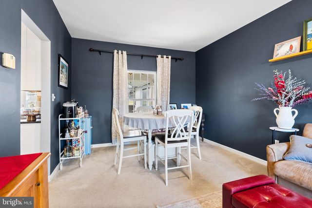 4 MCKEAN CIR, West Grove, PA 19390