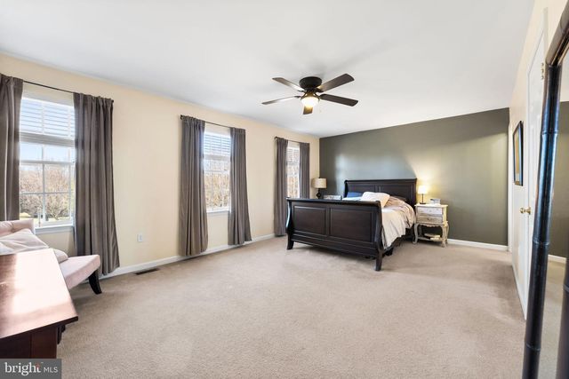 4 MCKEAN CIR, West Grove, PA 19390