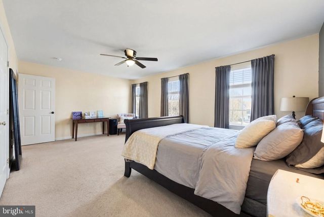 4 MCKEAN CIR, West Grove, PA 19390