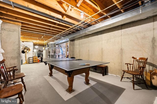 4 MCKEAN CIR, West Grove, PA 19390