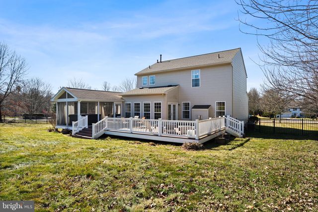 4 MCKEAN CIR, West Grove, PA 19390