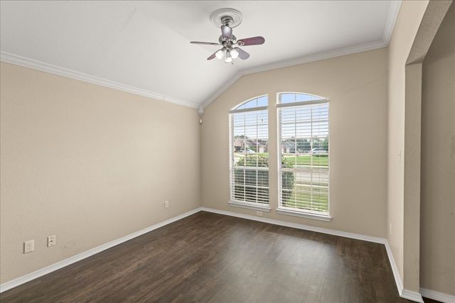 6500 Spencer Drive, Arlington, TX 76002