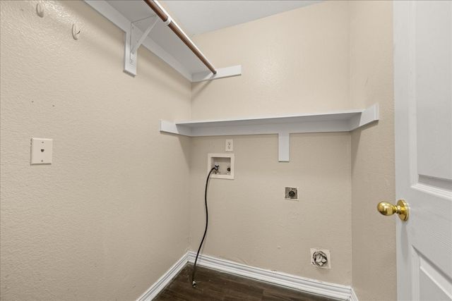6500 Spencer Drive, Arlington, TX 76002