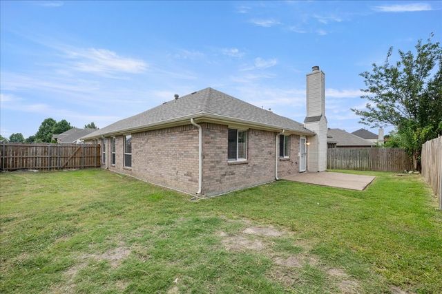 6500 Spencer Drive, Arlington, TX 76002