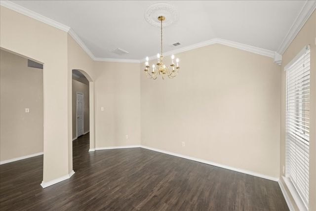 6500 Spencer Drive, Arlington, TX 76002