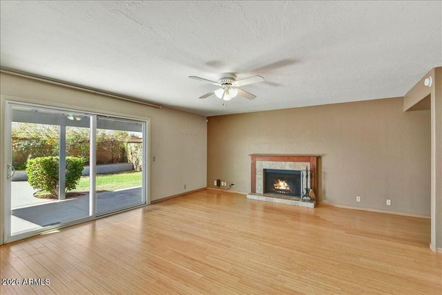 8529 W PERSHING Avenue, Peoria, AZ 85381
