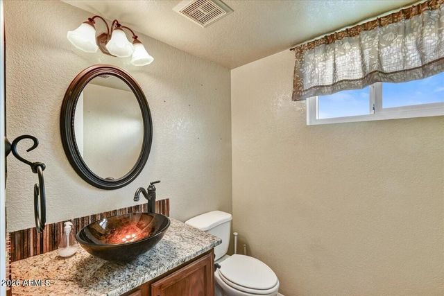 8529 W PERSHING Avenue, Peoria, AZ 85381