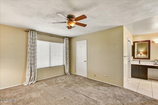 8529 W PERSHING Avenue, Peoria, AZ 85381