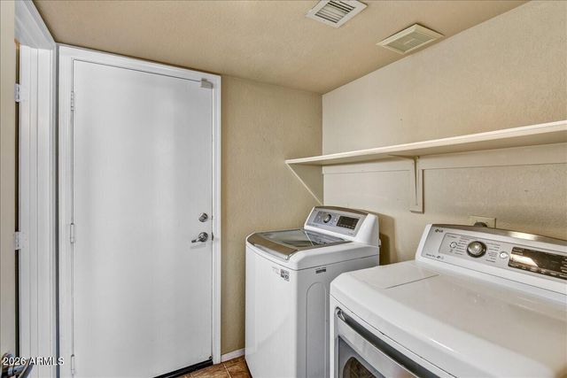 8529 W PERSHING Avenue, Peoria, AZ 85381