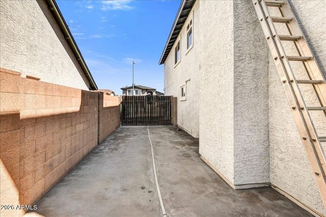 8529 W PERSHING Avenue, Peoria, AZ 85381
