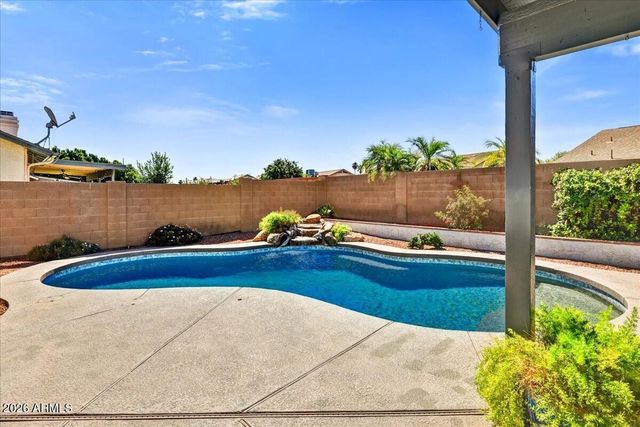 8529 W PERSHING Avenue, Peoria, AZ 85381