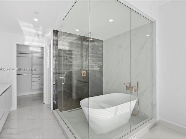 700 NE 24th Street 503, Miami, FL 33137