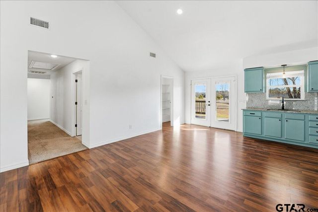 999 County Road 2950, Alba, TX 75410