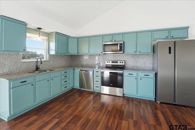 999 County Road 2950, Alba, TX 75410