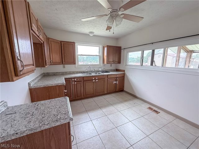2500 Broadway Extension, Parkersburg, WV 26101