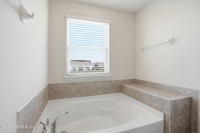 152 NELSON Lane, St. Johns, FL 32259