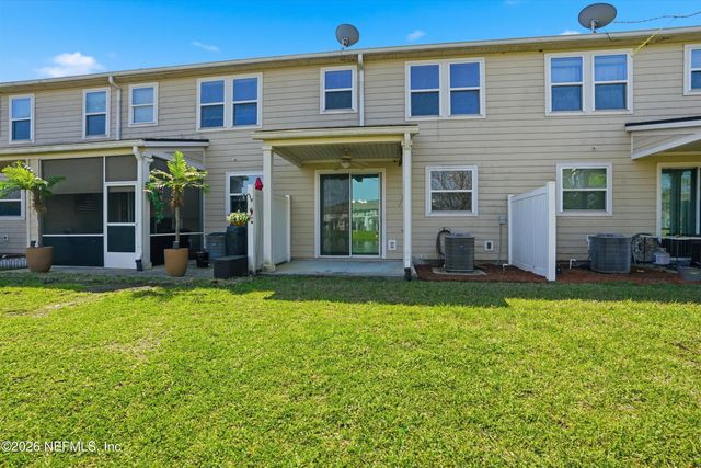 152 NELSON Lane, St. Johns, FL 32259