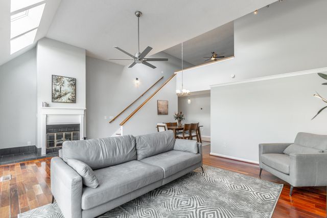 120 Douglas Street B5, Chattanooga, TN 37403