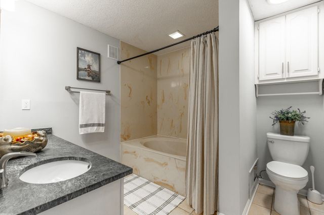 120 Douglas Street B5, Chattanooga, TN 37403