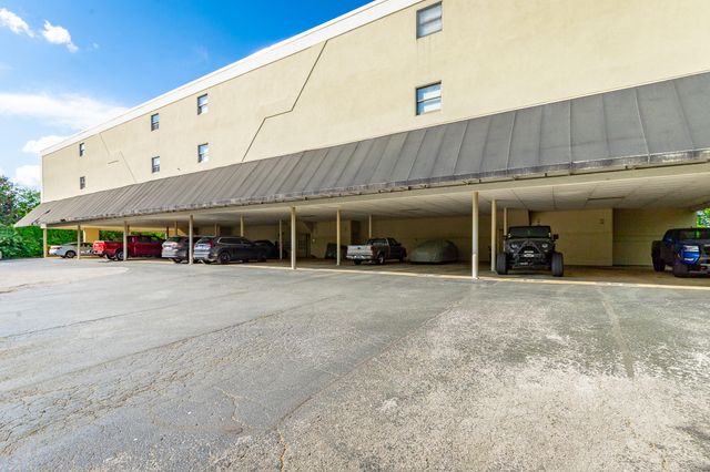120 Douglas Street B5, Chattanooga, TN 37403