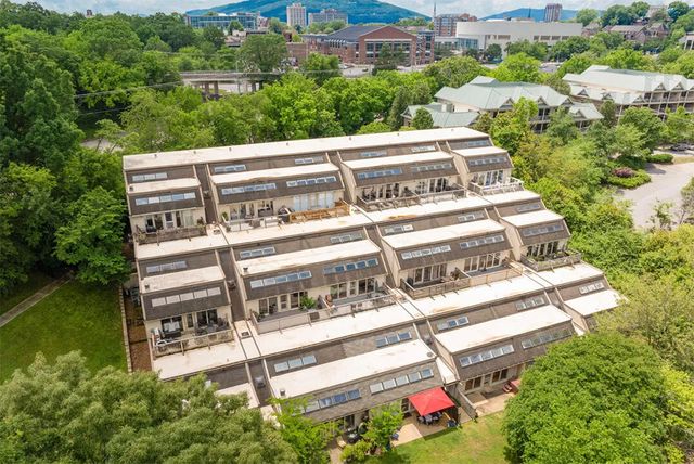 120 Douglas Street B5, Chattanooga, TN 37403