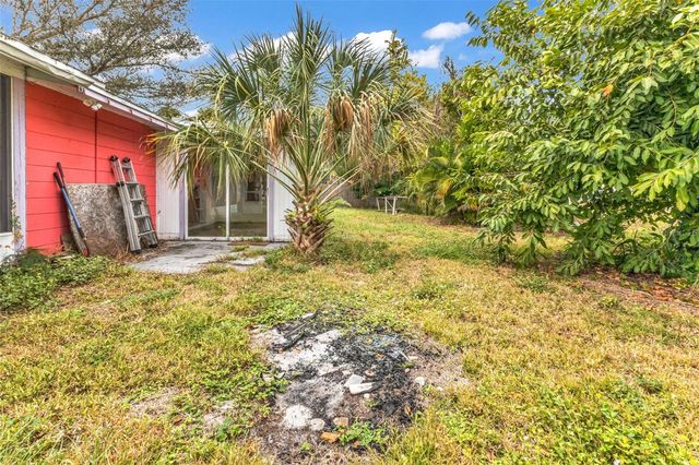 830 E 3RD STREET, Englewood, FL 34223