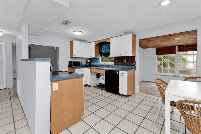 830 E 3RD STREET, Englewood, FL 34223