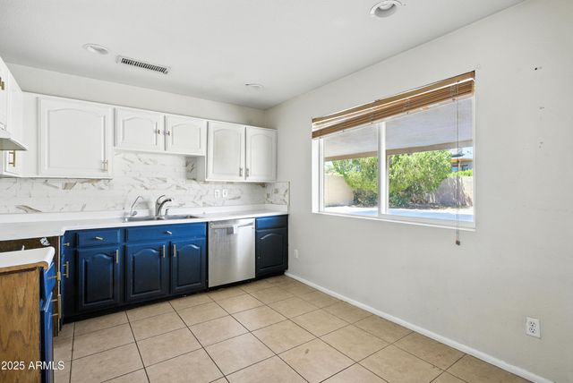 3724 W BLOOMFIELD Road, Phoenix, AZ 85029