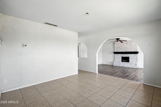 3724 W BLOOMFIELD Road, Phoenix, AZ 85029