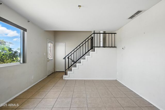 3724 W BLOOMFIELD Road, Phoenix, AZ 85029