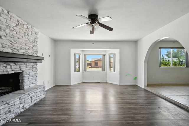 3724 W BLOOMFIELD Road, Phoenix, AZ 85029