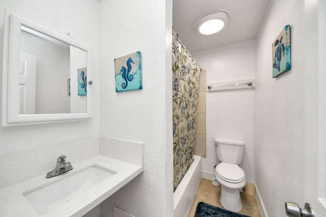 8125 Darlington Drive, Houston, TX 77028