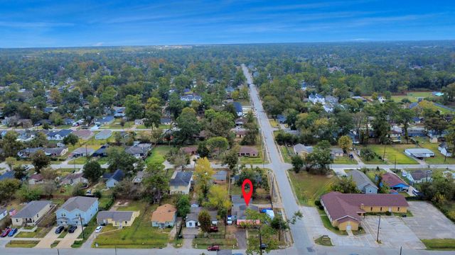 8125 Darlington Drive, Houston, TX 77028