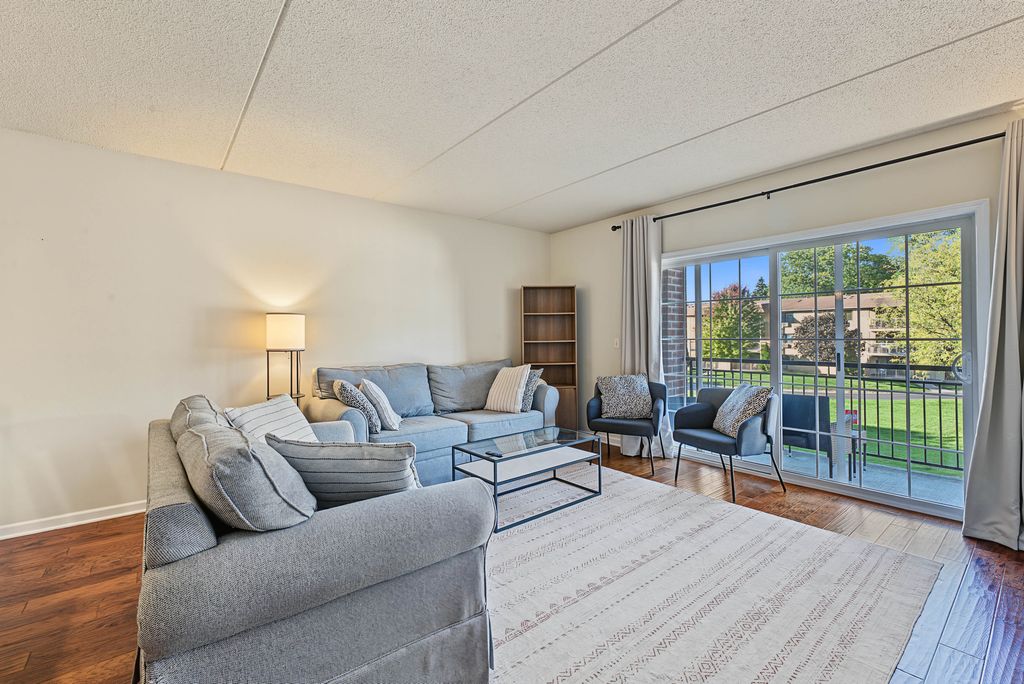 124 W Colfax Street 208, Palatine, IL 60067 — photo 3