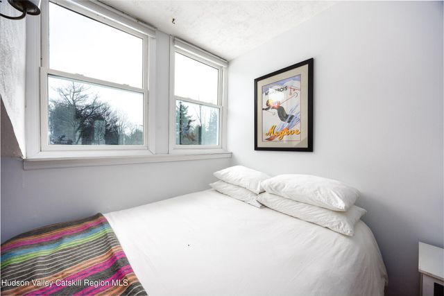 257 W Saugerties Road, Woodstock, NY 12498