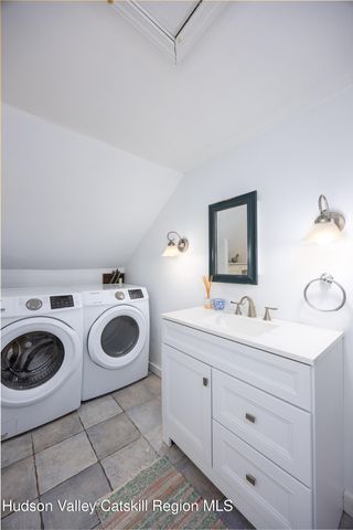 257 W Saugerties Road, Woodstock, NY 12498