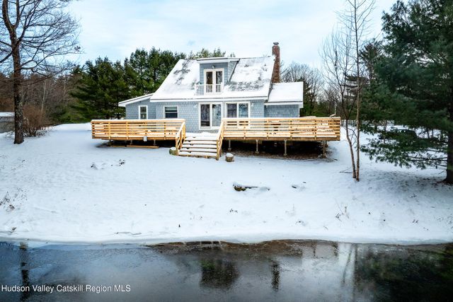 257 W Saugerties Road, Woodstock, NY 12498