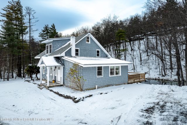 257 W Saugerties Road, Woodstock, NY 12498