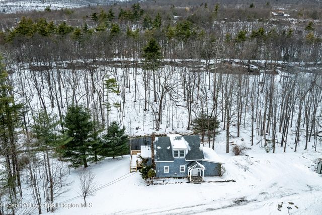 257 W Saugerties Road, Woodstock, NY 12498