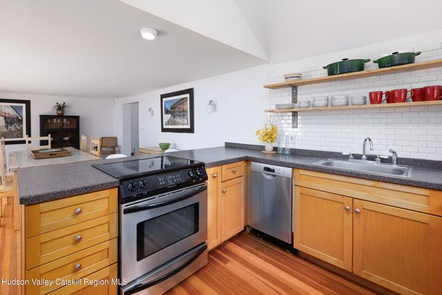 257 W Saugerties Road, Woodstock, NY 12498